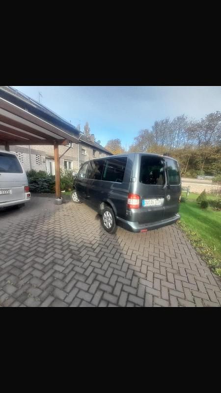 Gebraucht VW T5 99 PS (72 kW) 2007 Grau Van