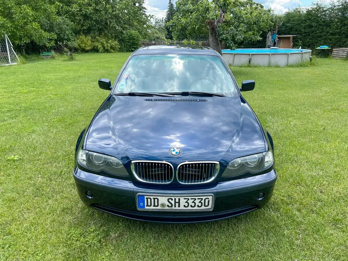 Gebraucht BMW 325 191 PS (140 kW) 2002 Blau Kombi