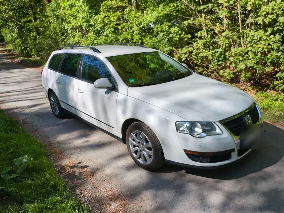Gebraucht VW Passat 170 PS (125 kW) 2011 Weiß Kombi