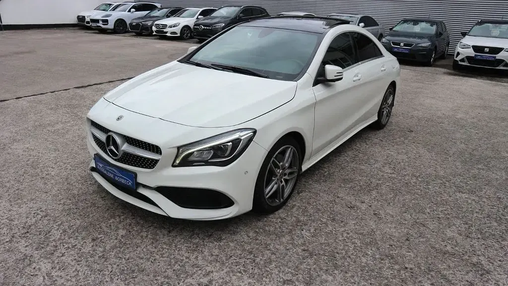 Gebraucht Mercedes CLA220 AMG line 184 PS (135 kW) 2018 Weiß Coupé
