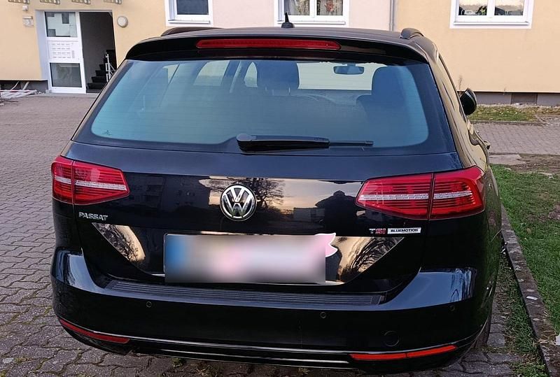 Gebraucht VW Passat 150 PS (110 kW) 2016 Schwarz Kombi