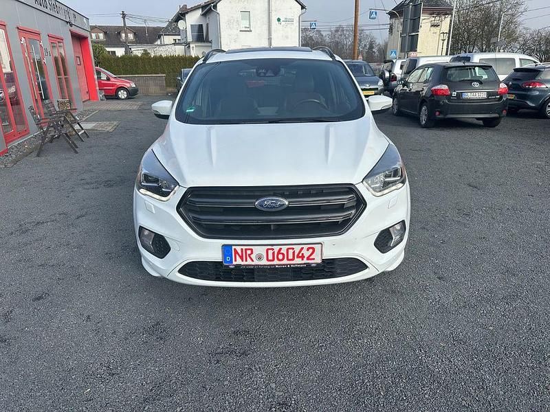 Gebraucht Ford Kuga ST-Line 179 PS (131 kW) 2017 Weiß SUV