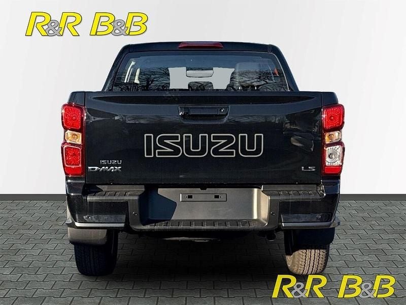 Neu Isuzu D-Max 163 PS (119 kW) 2026 Perleffekt) (schwarz SUV