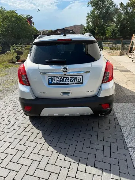 Gebraucht Opel Mokka Edition 140 PS (102 kW) 2015 Silber SUV