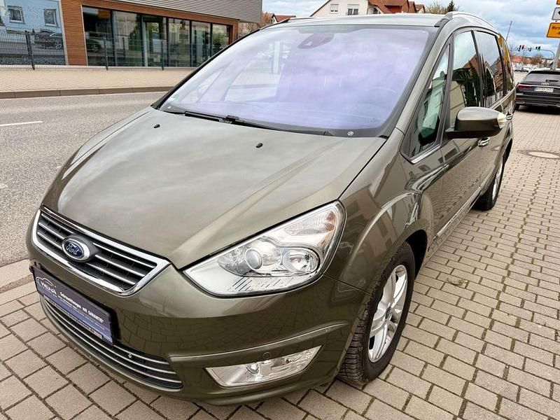 Gebraucht Ford Galaxy Titanium 203 PS (149 kW) 2012 Gold Van / Kleinbus