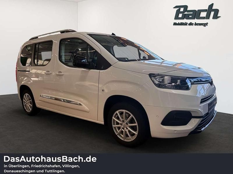Gebraucht Toyota Proace Verso City 131 PS (96 kW) 2022 Weiß Kombi