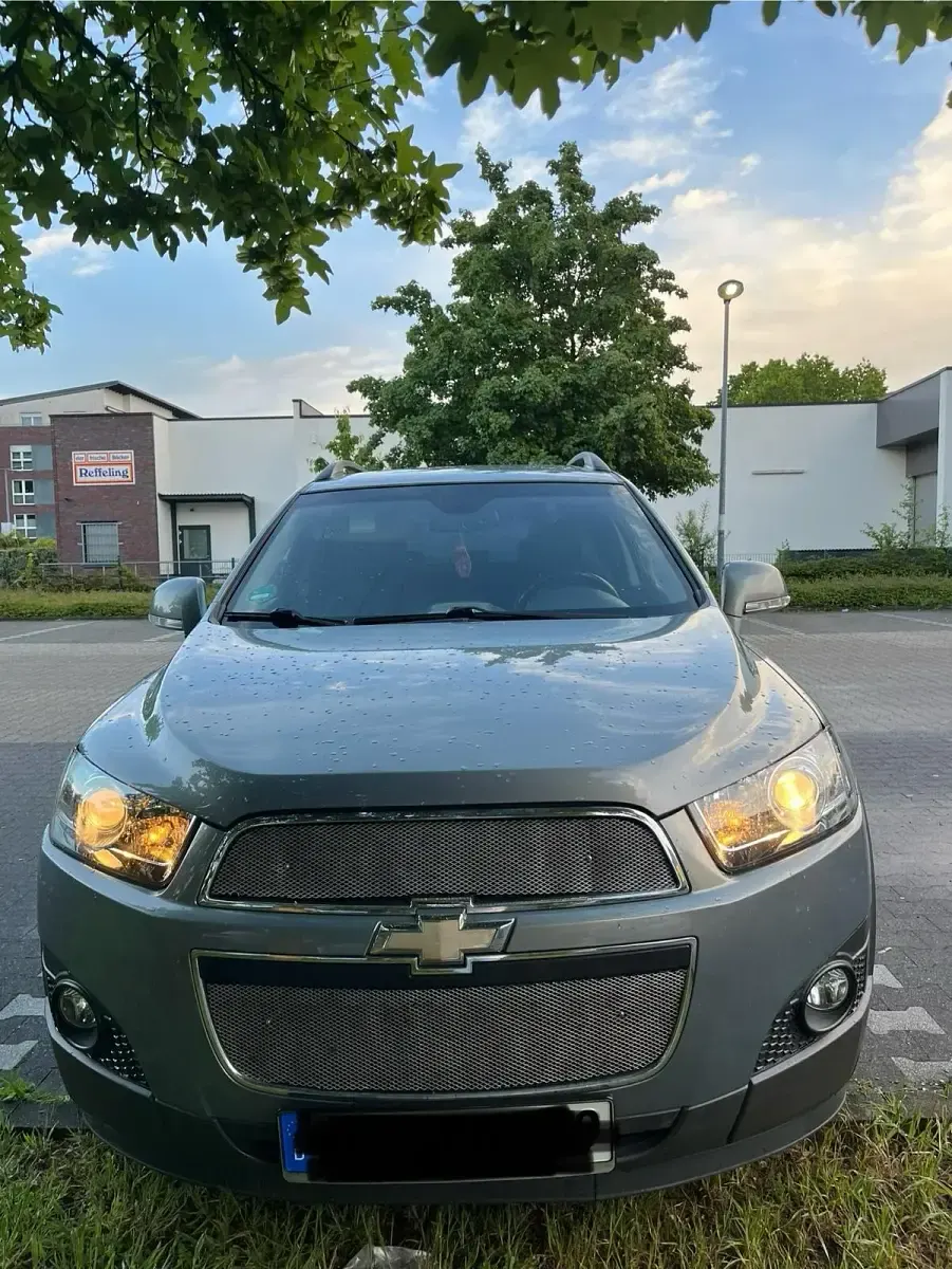 Gebraucht Chevrolet Captiva 184 PS (135 kW) 2012 Grau SUV