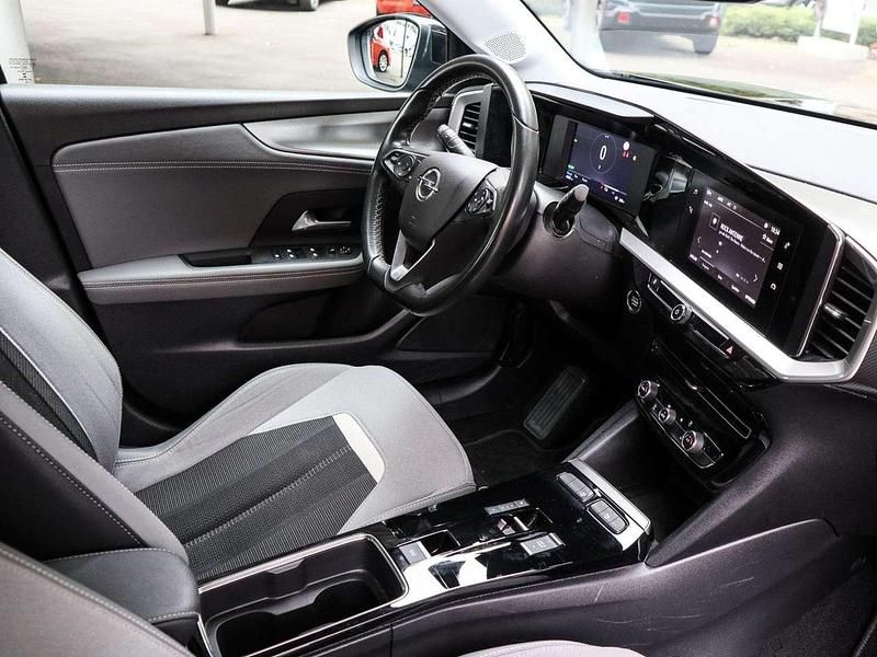 Gebraucht Opel Mokka-e Elegance 100 kW (136 PS) 2022 Diamant schwarz (metallic) SUV