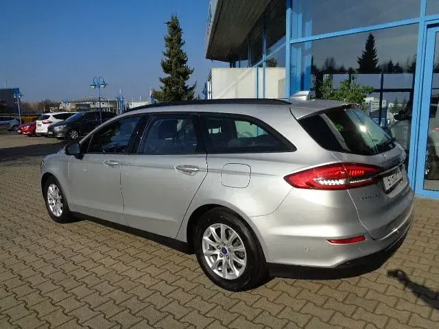 Gebraucht Ford Mondeo 150 PS (110 kW) 2021 Grau Limousine