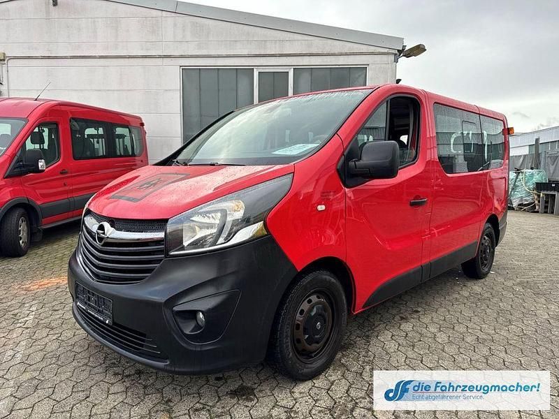 Gebraucht Opel Vivaro 90 PS (66 kW) 2015 Rot Van / Kleinbus