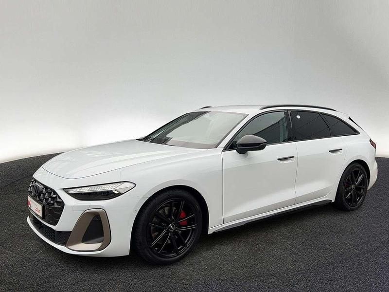 Gebraucht Audi A5 Ambiente 204 PS (150 kW) 2024 Gletscherweiß metallic Coupé