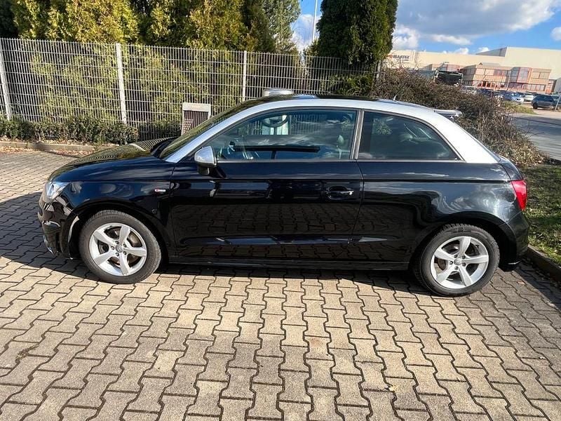 Gebraucht Audi A1 S-Line 122 PS (89 kW) 2010 Schwarz Kleinwagen