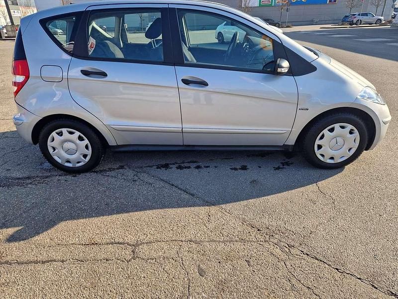 Gebraucht Mercedes A170 116 PS (85 kW) 2007 Silber Limousine