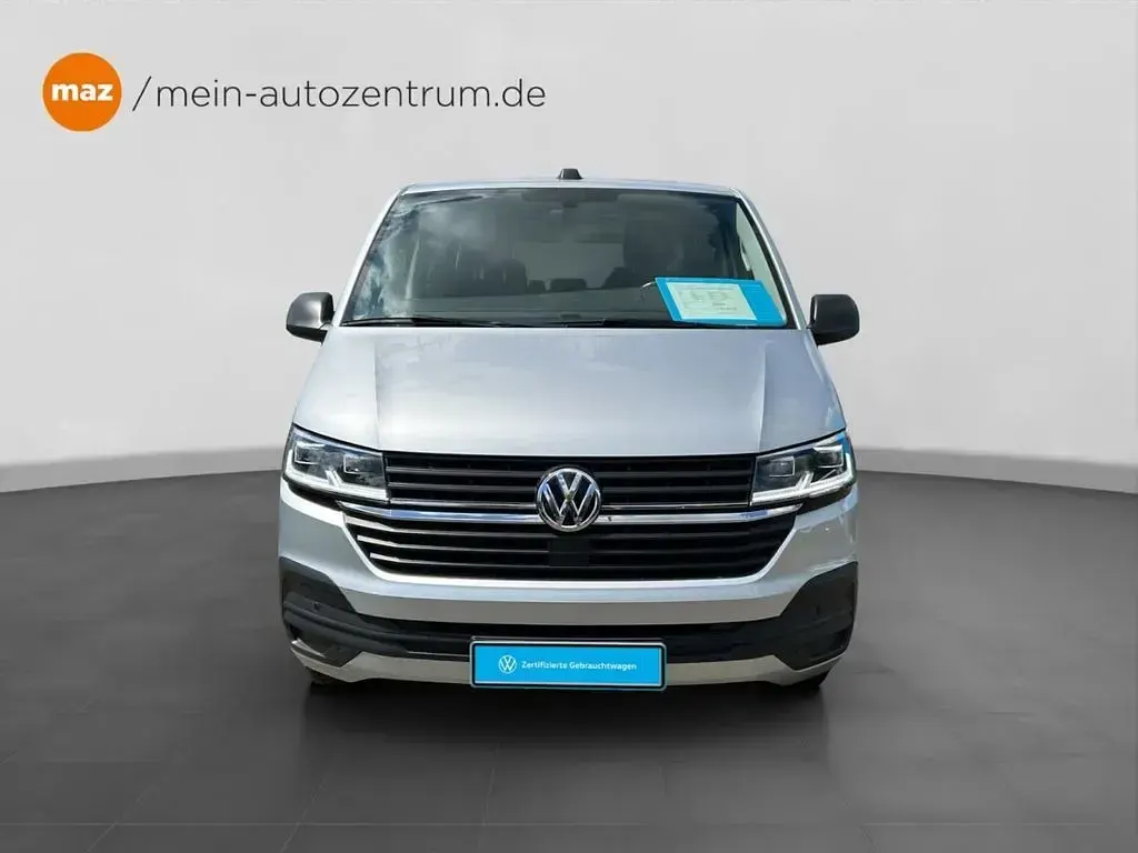 Gebraucht VW Multivan Trendline 150 PS (110 kW) 2020 Reflexsilber metallic Van / Kleinbus