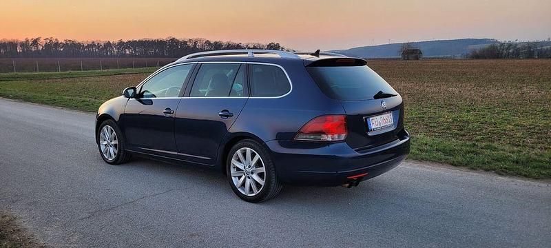 Gebraucht VW Golf VI Highline 140 PS (102 kW) 2011 Blau Kleinwagen