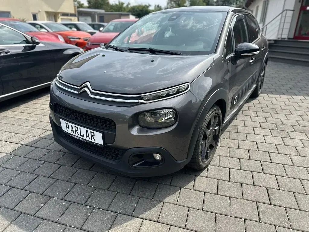 Gebraucht Citroën C3 Shine 110 PS (80 kW) 2018 Grau Kleinwagen