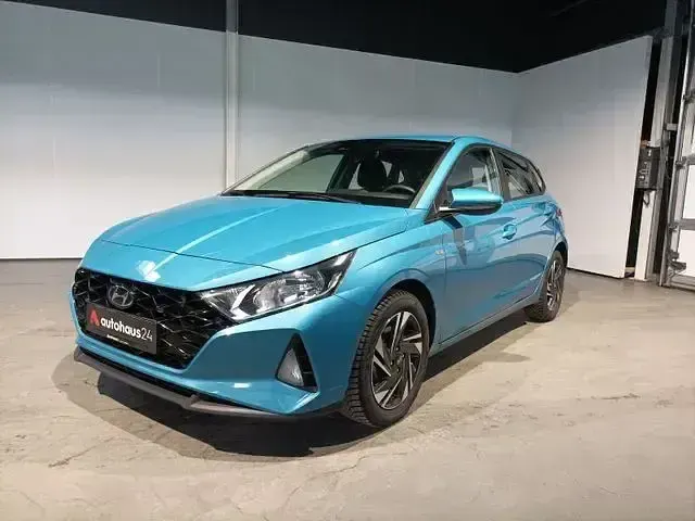 Gebraucht Hyundai i20 Trend 101 PS (74 kW) 2023 Blau Kleinwagen