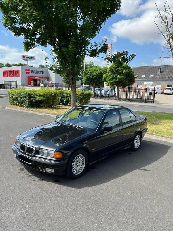 Schwarz Gebraucht 1997 BMW 320 Limousine | 4.500 € (Guter Preis) - Bild 1/4