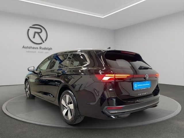 Gebraucht VW Passat Business 150 PS (110 kW) 2024 Othercolor Kombi