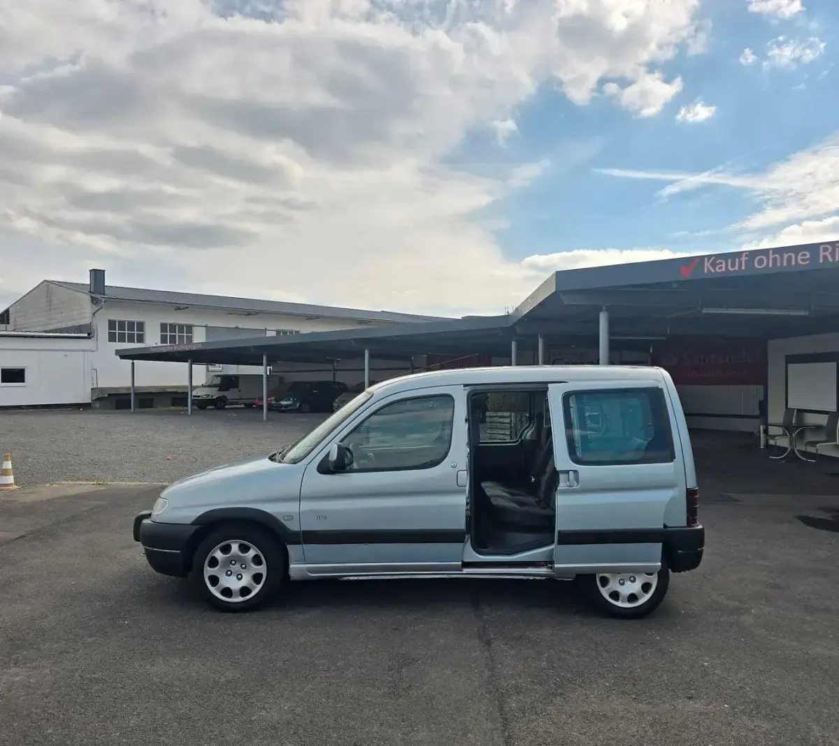Gebraucht Peugeot Partner 90 PS (66 kW) 2001 Grau Van / Kleinbus