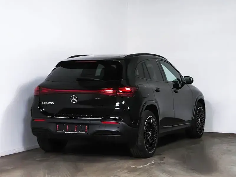 Gebraucht Mercedes EQA250 AMG 139 kW (190 PS) 2025 Schwarz SUV