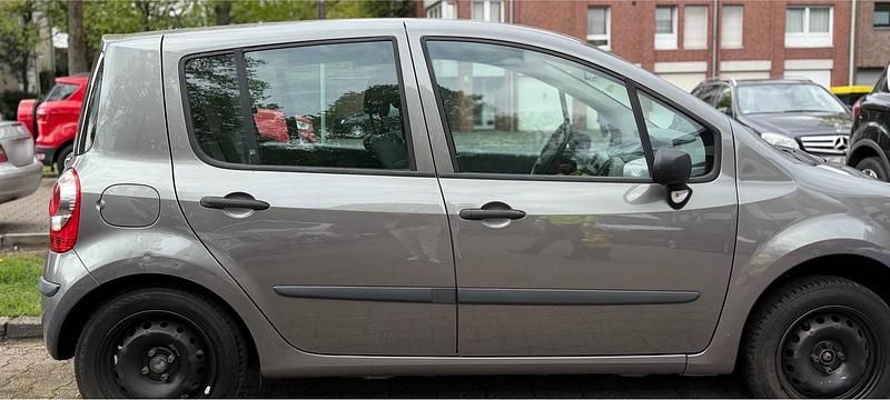 Second-hand Renault Modus 75 CP (55 kW) 2007 Gri Monovolum