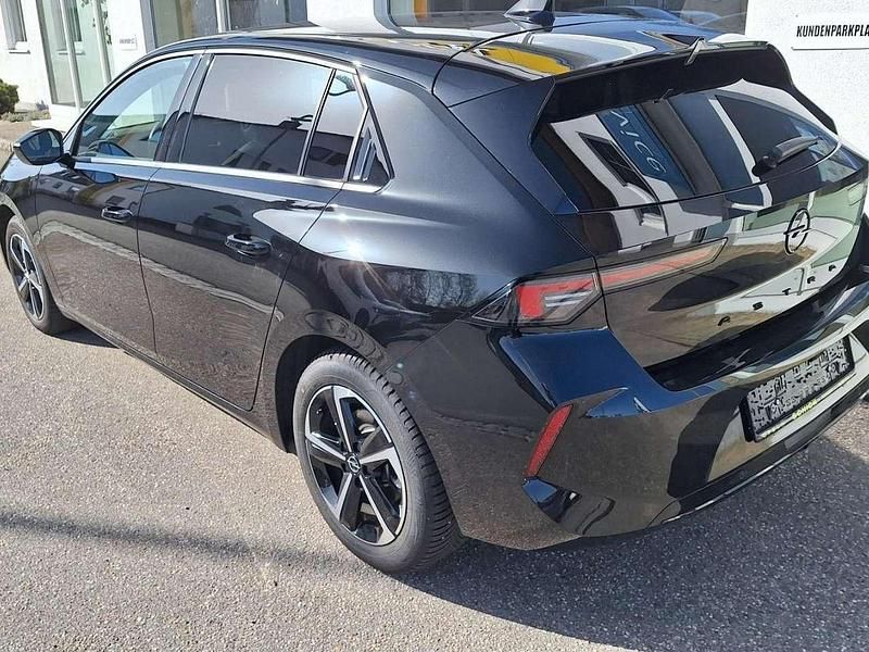 Gebraucht Opel Astra 131 PS (96 kW) 2024 Other Limousine