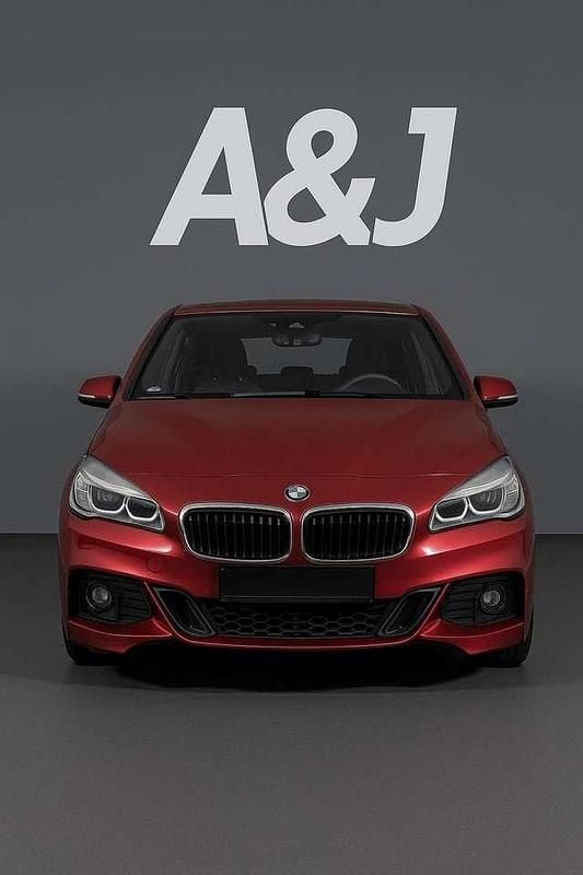 Flamencorot brillant Gebraucht 2015 BMW 220 Active Tourer Van / Kleinbus | 14.000 € (Fairer Preis) - Bild 1/4