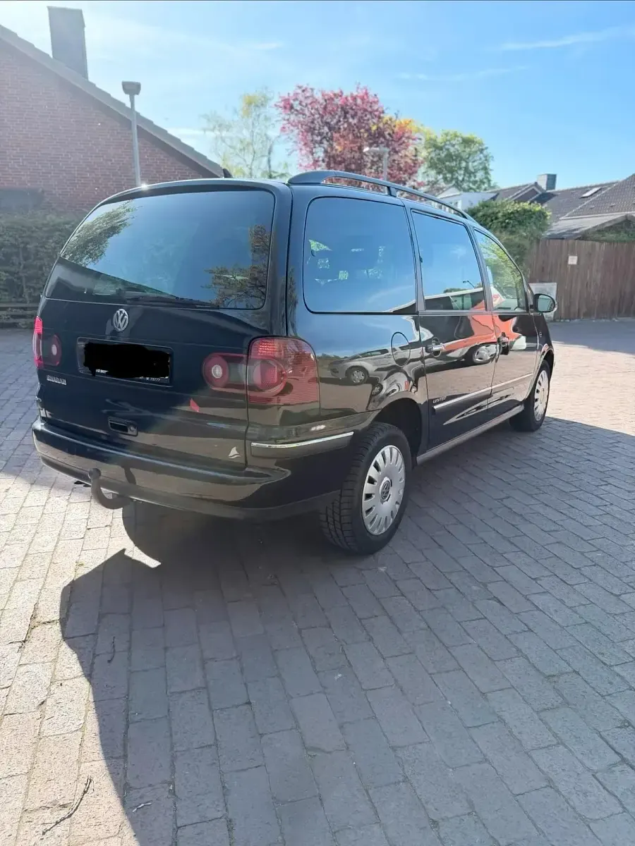 Gebraucht VW Sharan 150 PS (110 kW) 2009 Schwarz Van / Kleinbus