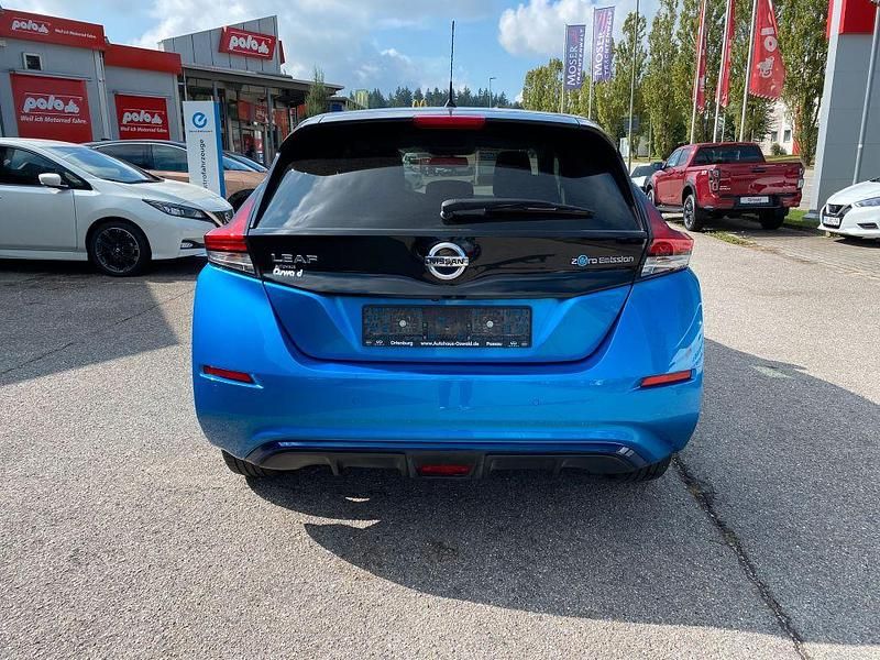 Gebraucht Nissan Leaf N-Connecta 110 kW (150 PS) 2019 Blau Kleinwagen