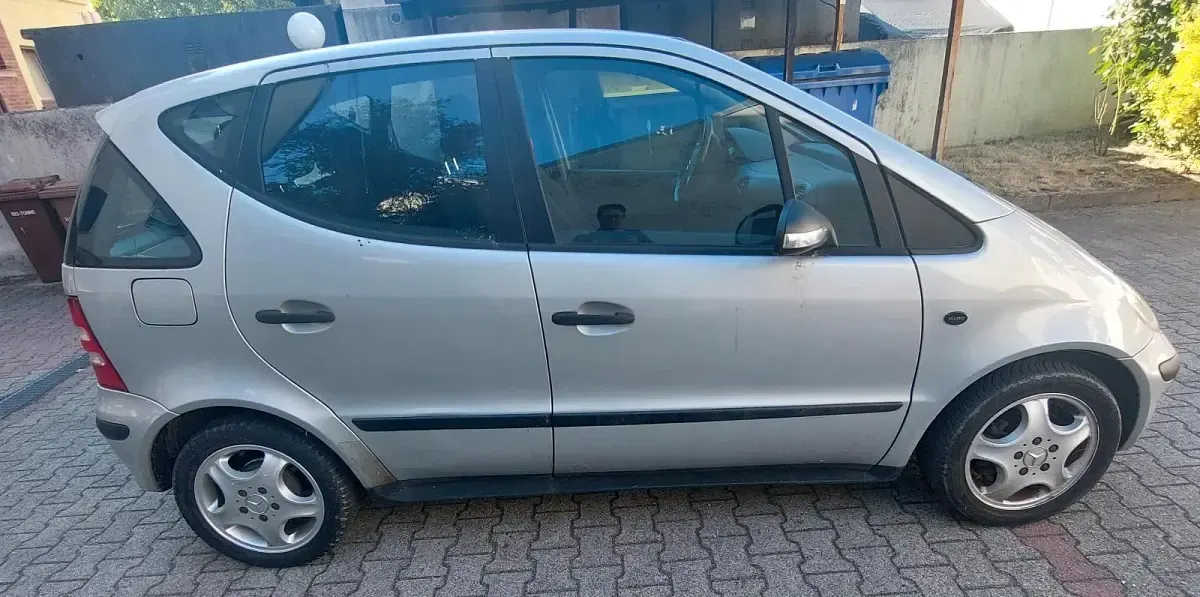 Gebraucht Mercedes A170 95 PS (69 kW) 2003 Silber Kleinwagen