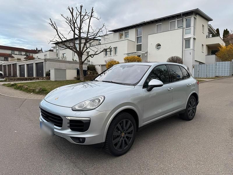 Gebraucht Porsche Cayenne Edition 262 PS (192 kW) 2016 Silber SUV