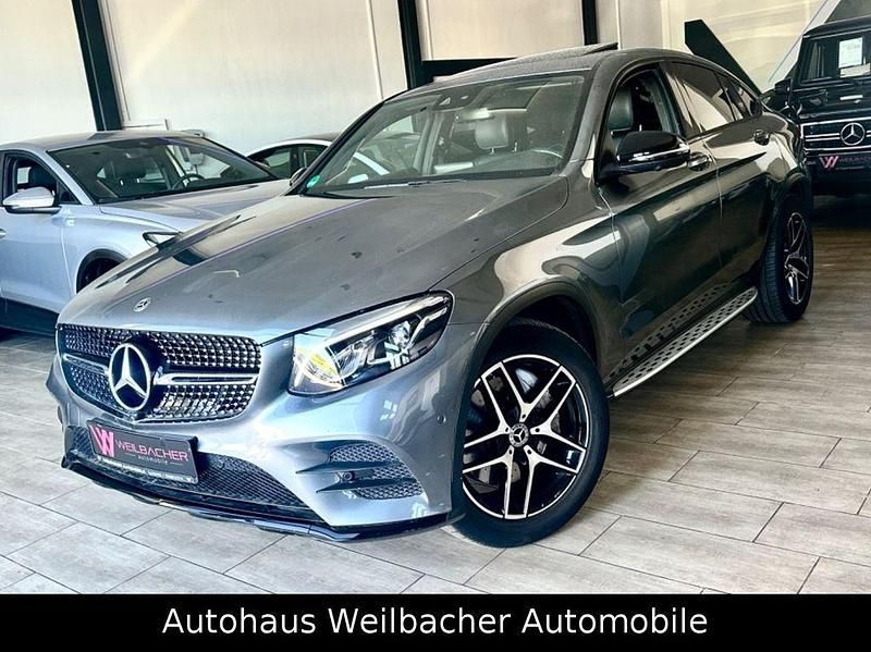 Grau Gebraucht 2018 Mercedes GLC250 AMG line Coupé | 29.490 € (Fairer Preis) - Bild 1/4