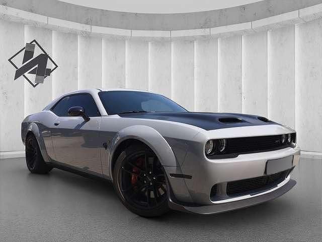 Grau Gebraucht 2023 Dodge Challenger Coupé | 81.350 € (Teuer) - Bild 1/4
