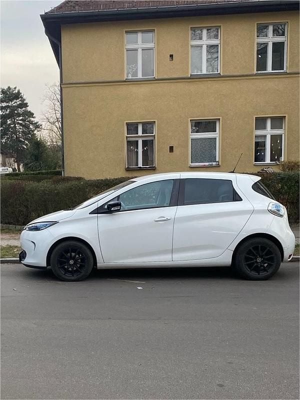Weiß Gebraucht 2014 Renault Zoe Kleinwagen | 4.800 € (Guter Preis) - Bild 1/1