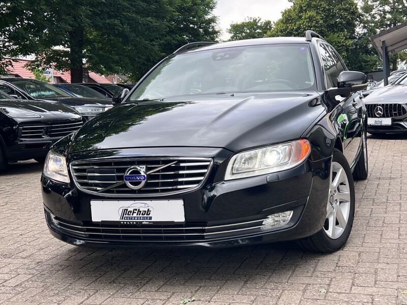 Schwarz Gebraucht 2014 Volvo V70 Momentum Kombi | 8.700 € (Guter Preis) - Bild 1/4