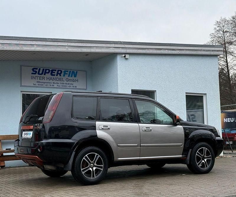 Usata Nissan X-Trail 114 CV (83 kW) 2004 Nero SUV