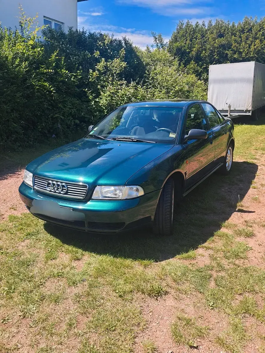 Gebraucht Audi A4 100 PS (73 kW) 1996 Grün Limousine