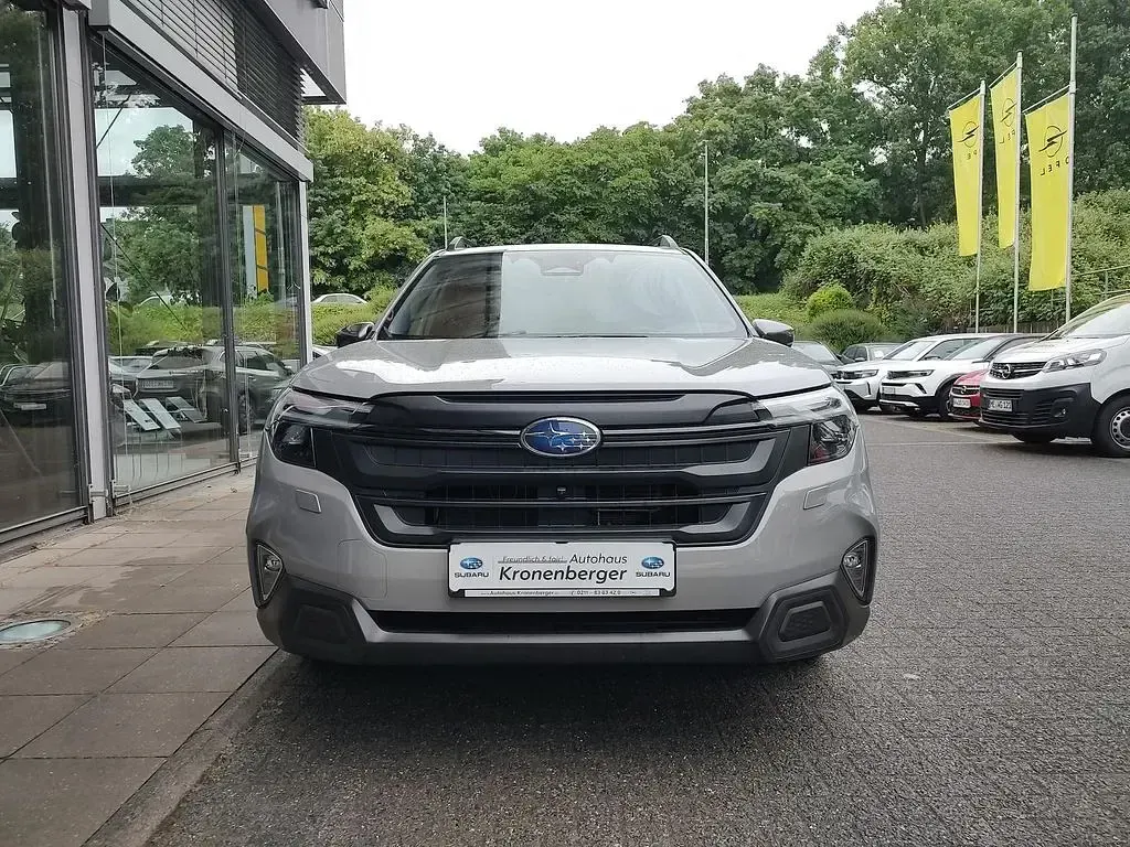 Gebraucht Subaru Forester Exclusive+ 136 PS (100 kW) 2025 River rock pearl SUV