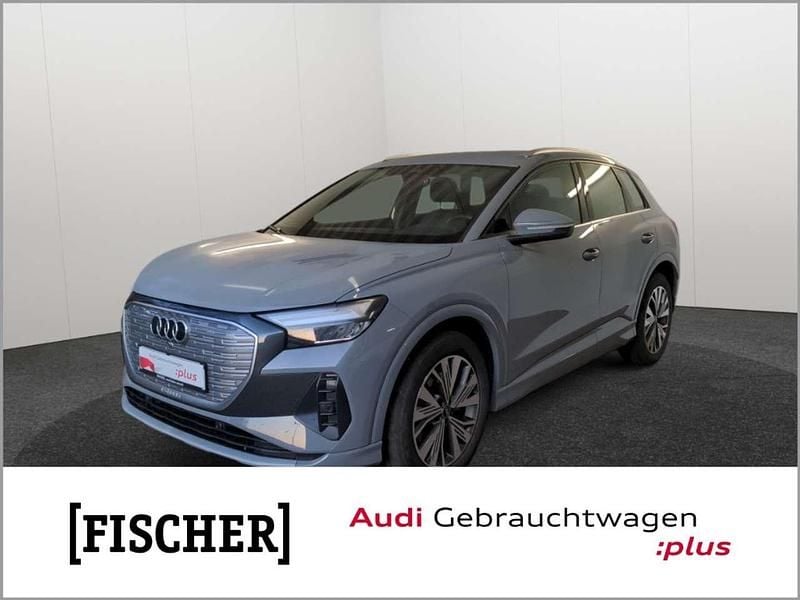 Gebraucht Audi Q4 e-tron Basis 125 kW (170 PS) 2023 Kieselgrau SUV