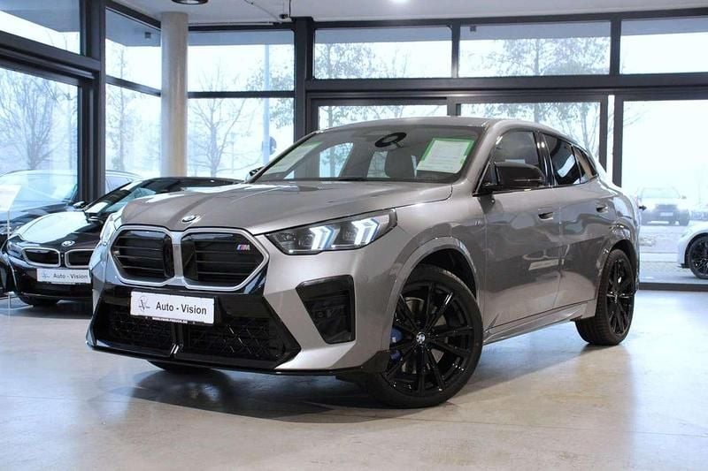Grau Gebraucht 2024 BMW X2 Performance SUV | 45.480 € (Guter Preis) - Bild 1/3
