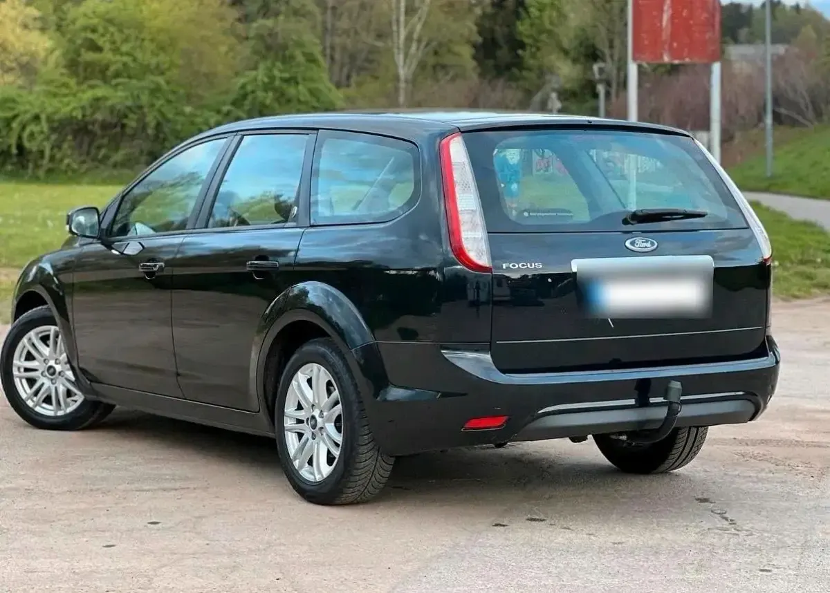 Gebraucht Ford Focus 145 PS (106 kW) 2009 Schwarz Kombi