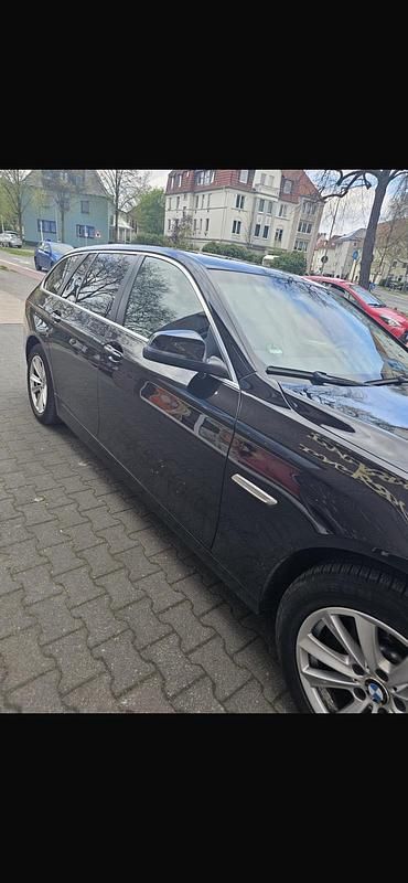 Second-hand BMW 530 258 CP (189 kW) 2014 Negru Break