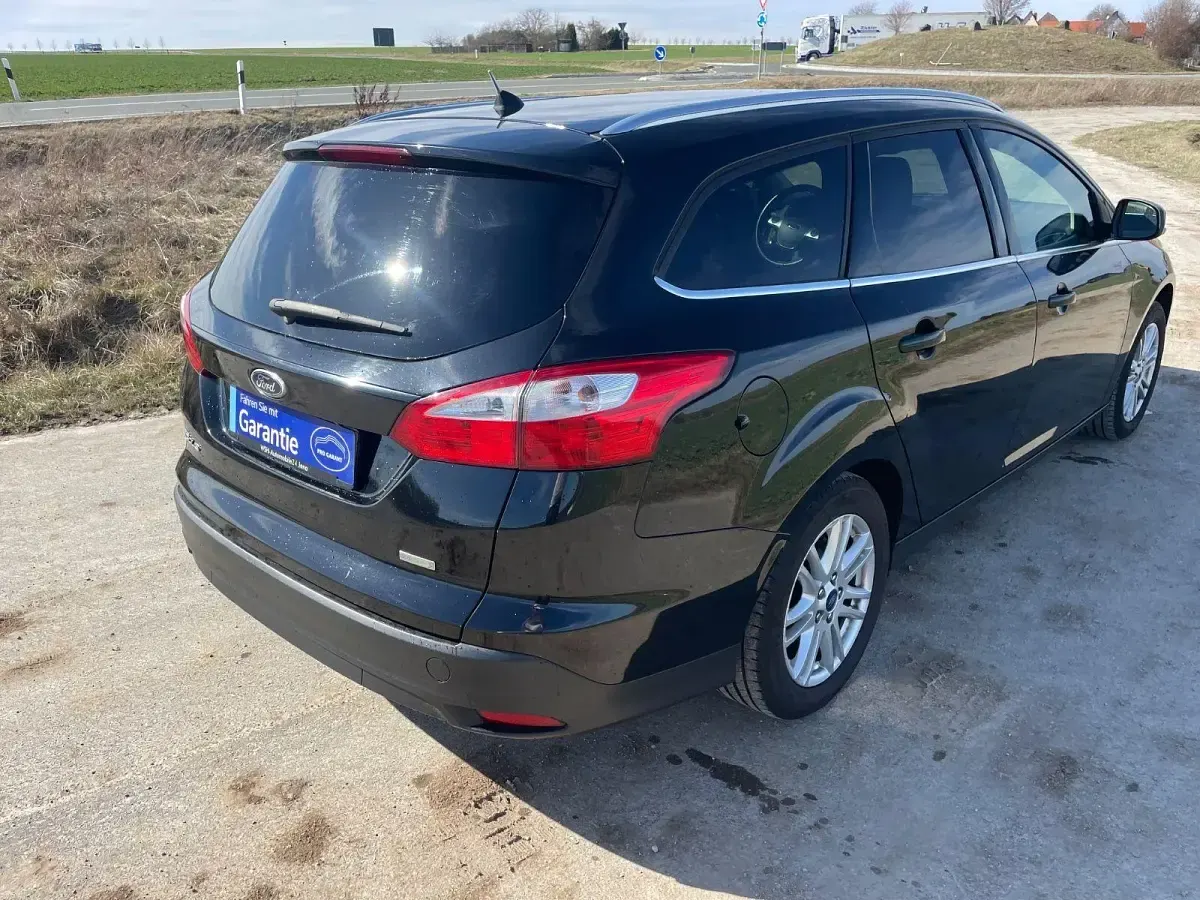 Occasion Ford Focus Titanium 125 ch (91 kW) 2014 Noir Break