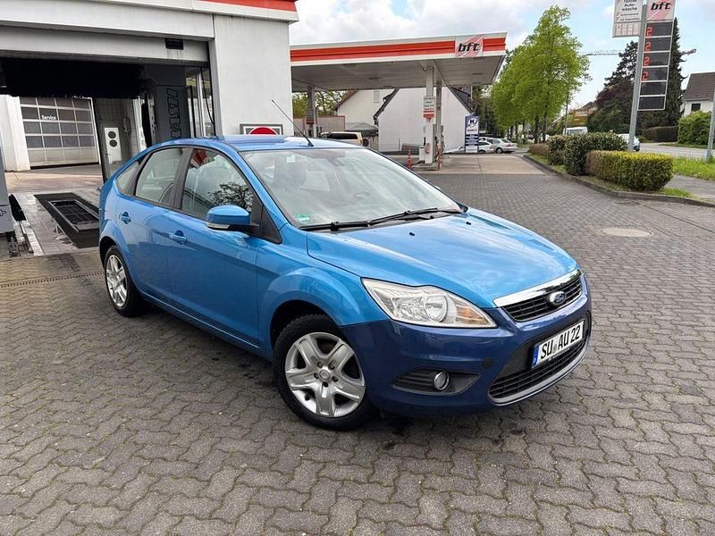 Używany Ford Focus Titanium 101 KM (74 kW) 2009 Niebieski Sedan/Limuzyna