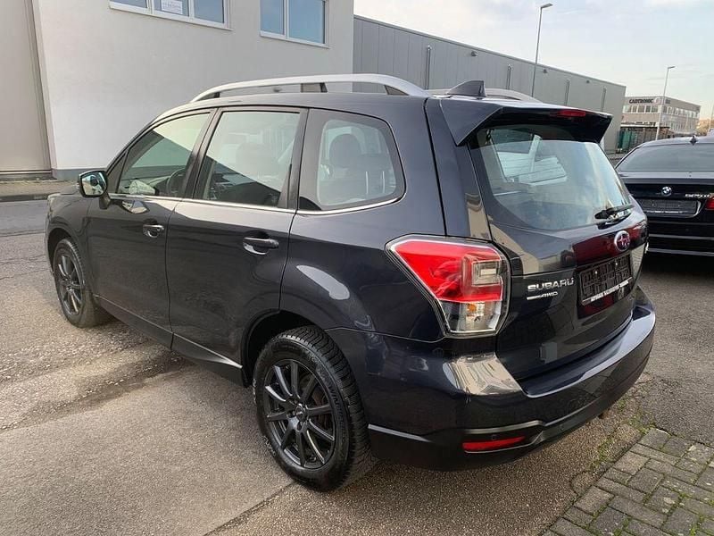 Gebraucht Subaru Forester Exclusive+ 150 PS (110 kW) 2019 Grau SUV