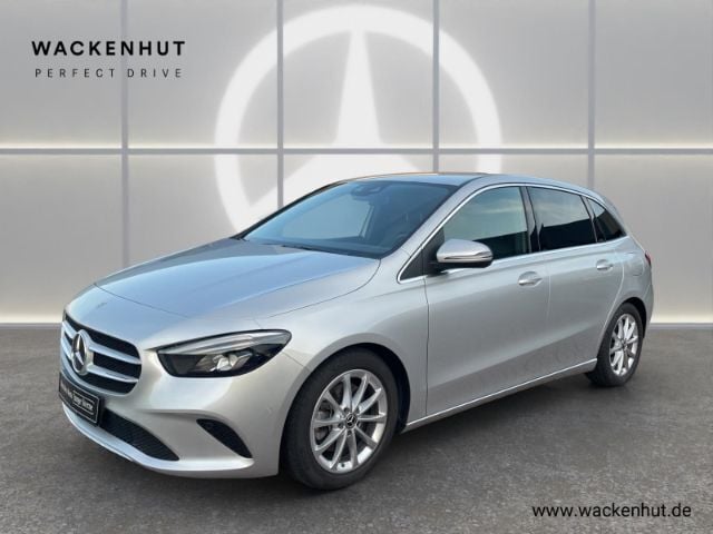 Silber Gebraucht 2021 Mercedes B220 Progressive Van / Kleinbus | 27.700 € (Superpreis) - Bild 1/4