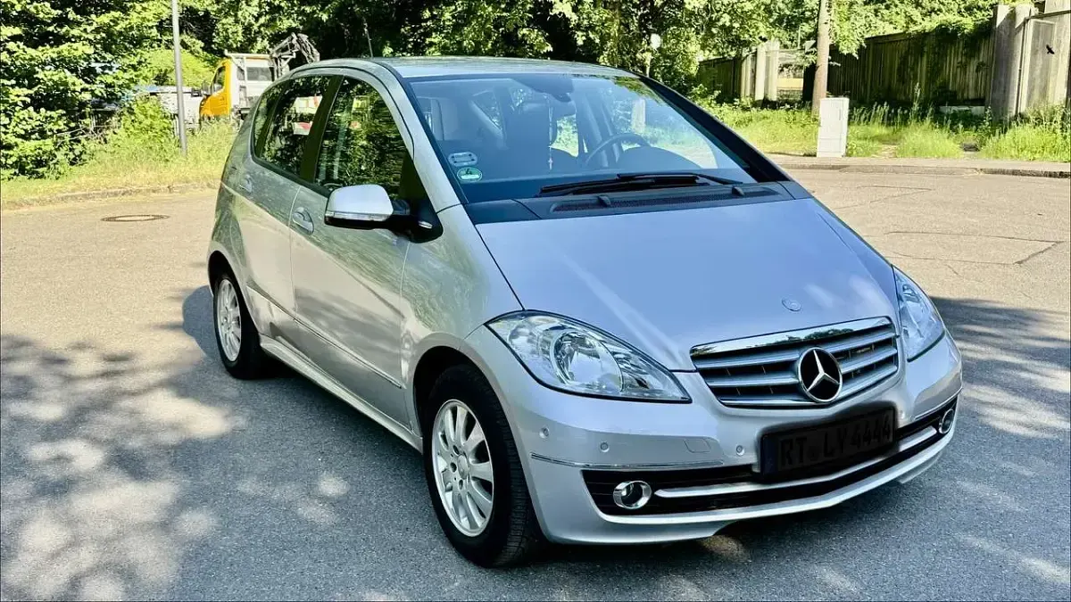 Gebraucht Mercedes A150 Elegance 95 PS (69 kW) 2008 Silber Limousine