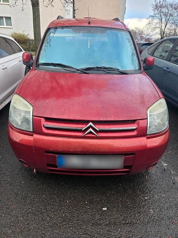 Gebraucht Citroën Berlingo 101 PS (74 kW) 2005 Rot Van / Kleinbus