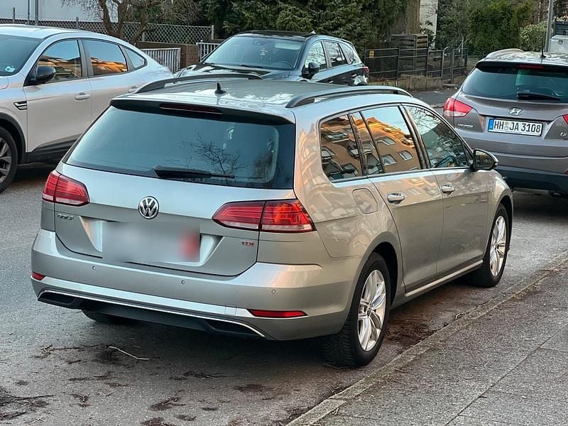Gebraucht VW Golf VII 116 PS (85 kW) 2018 Silber Kombi